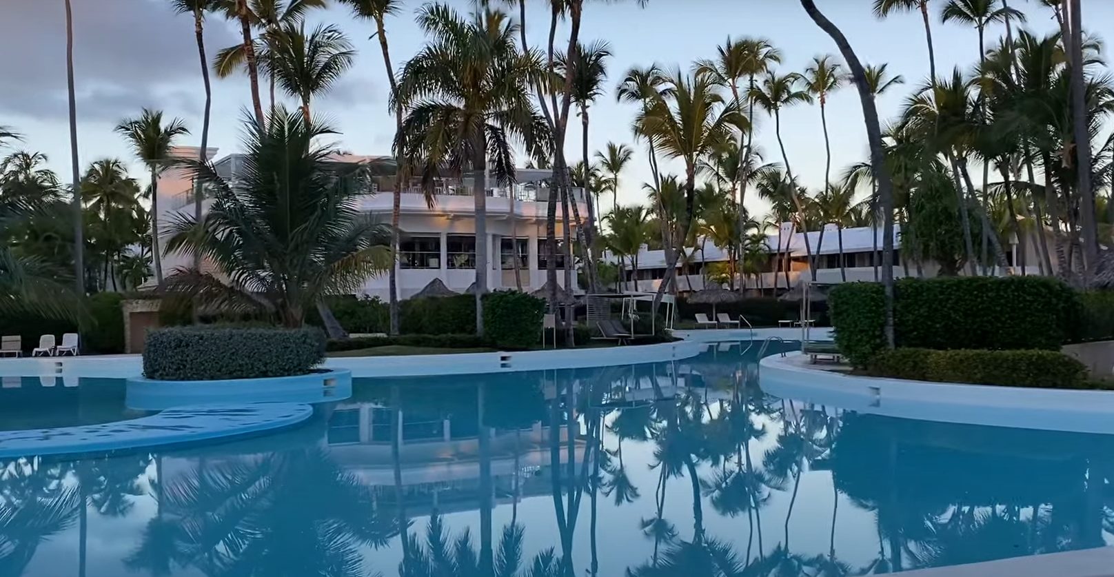 Melia Punta Cana Beach Resort Beautiful Sunrise Walk Around The Pool